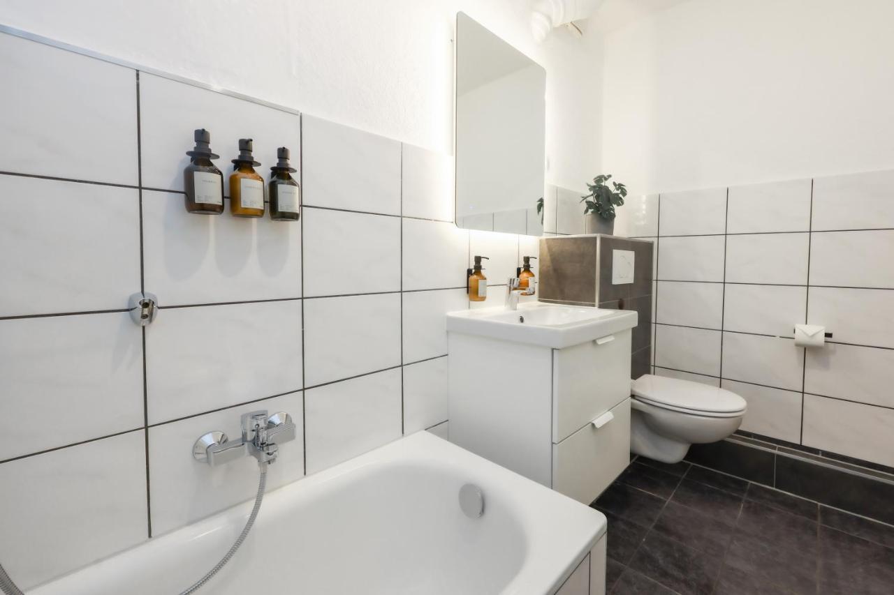 80Qm Luxurioese Designerwohnung Im Herzen Bochums Exteriör bild